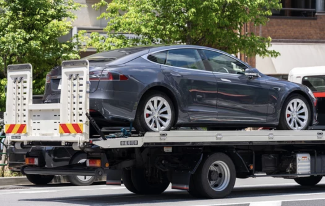 レッカー搬送イメージ